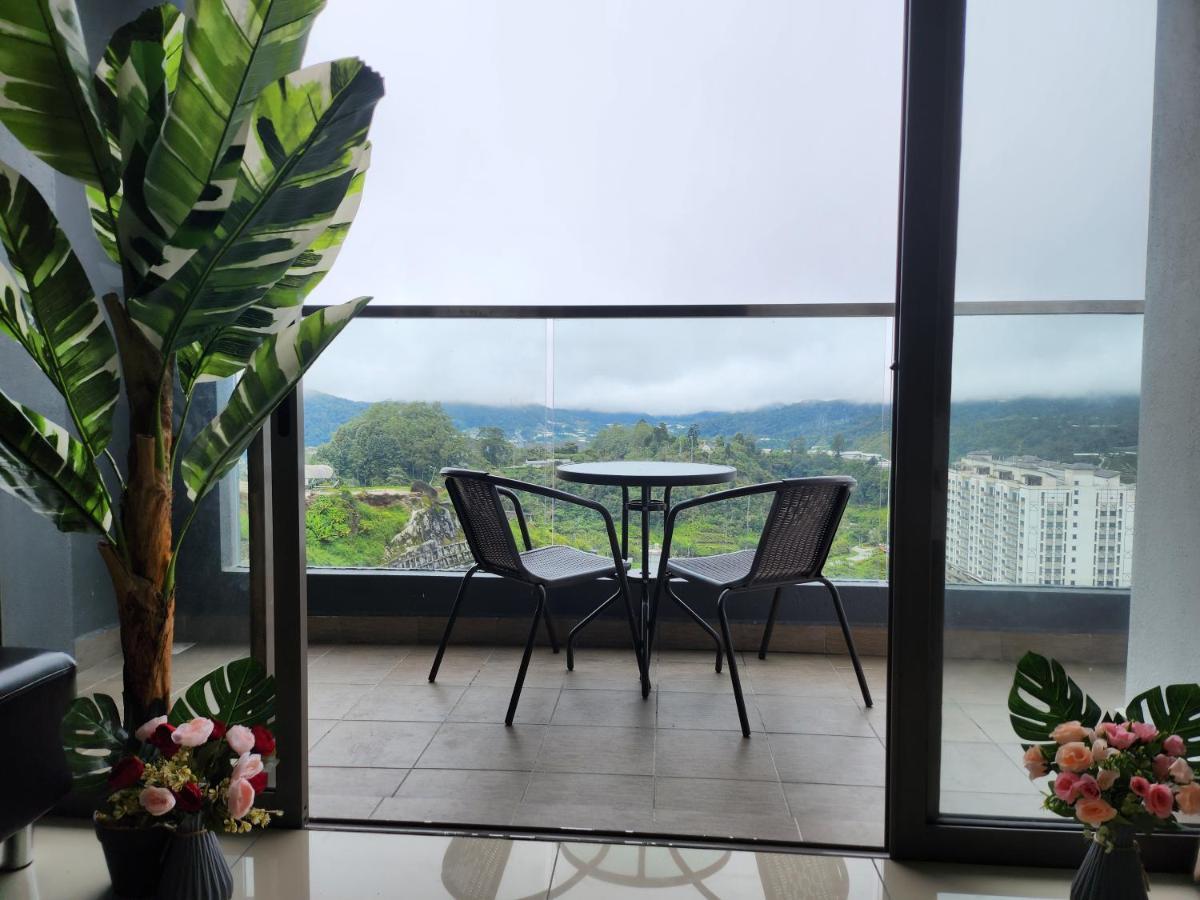 Relax Bear Homestay Tanah Rata Exterior photo
